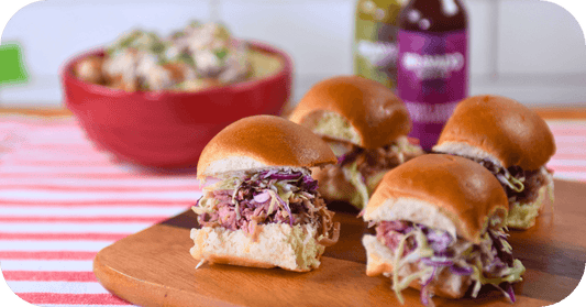 4 slow cooker pulled pork sliders